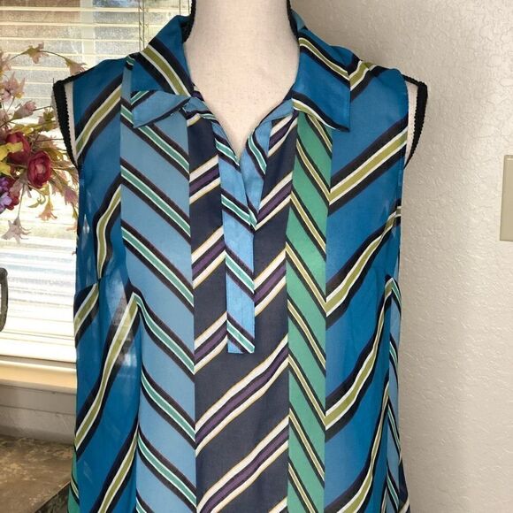 CAbi Ascot Sheer Sleeveless Top - Picture 5 of 16